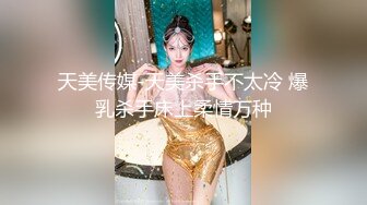 JK装白丝小少妇，双马尾在家发骚，撩起裙子大白臀，假屌骑坐抽插，表情一脸淫荡，小穴插的湿哒哒