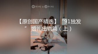 生过孩子的良家少妇网络直播赚生活费，大黑牛自慰骚逼表情好骚叫的好浪，逼逼很大整只手都能塞进去真刺激