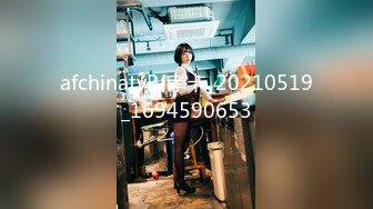  黑丝大眼萌妹子，酒店和胖男无套做爱，互玩69舔舐粉木耳